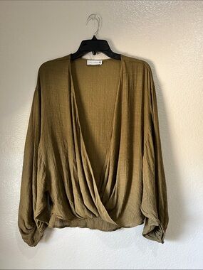 KIKI LARUE Olive Draped V-Neck Blouse Sz S Lightweight Layered Boho TC0282